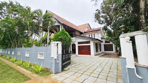 Anuradhapura House | Anuradhapura Villa by TEMCO Holiday Bungalows