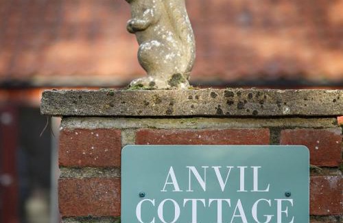 Felbrigg House | Anvil & Stable Cottages