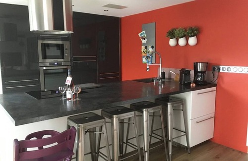 Saint-Jean-des-Mauvrets Cottage | Anvil, the forger's lodges