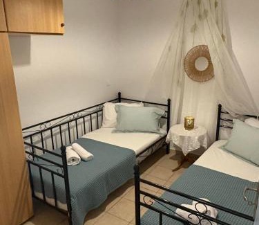 Kithnos House | Aosa seaside home