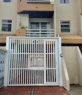 Caioba Apartment | Apê do Ninho - Duplex em Caiobá