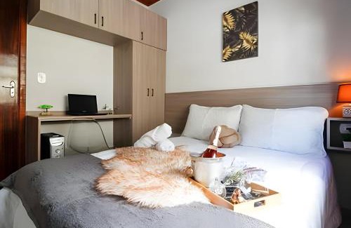 V Cristina Apartment | Apê Inteiro| 2Qts| Estacionamento| Wi-Fi 350| Pet Friendly| Ao Lado do Parque das CEREJEIRAS