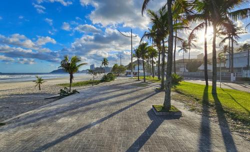 Jardim Sao Miguel Apartment | Ap Amplo - Vaga Garagem - Praia Enseada