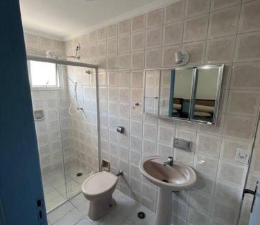 Umuarama Apartment | AP Comfort Centro, próximo ao Itaguá e praia