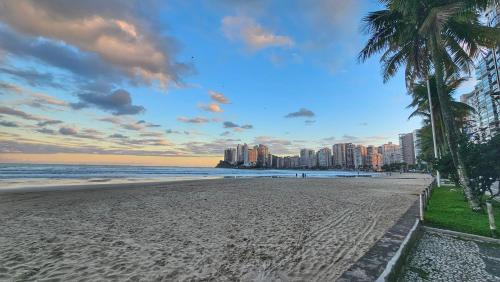 Tombo Apartment | Ap Confortável - Praia das Astúrias - Beach Host
