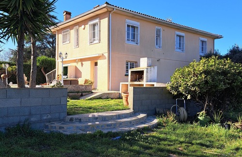 Saint-Hippolyte Condo | Apartment in a house with beautiful garden