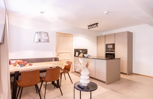 Sankt Martin am Tennengebirge Apartment | Apartment with shared infinity pool
