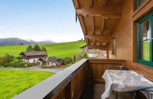 Saalfelden am Steinernen Meer Apartment | Apartment Steinernes Meer by Interhome