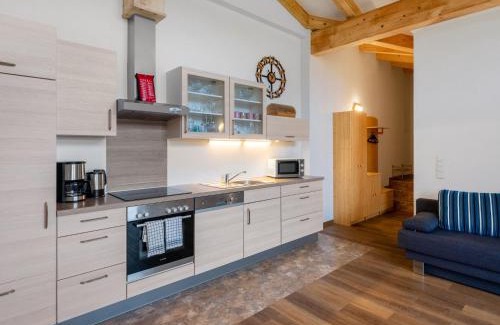 Saalfelden am Steinernen Meer Apartment | Apartment Steinernes Meer by Interhome