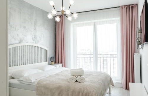 Tractorul Apartment | Apart B&V 701 Coresi - Luxury Mountain Haven