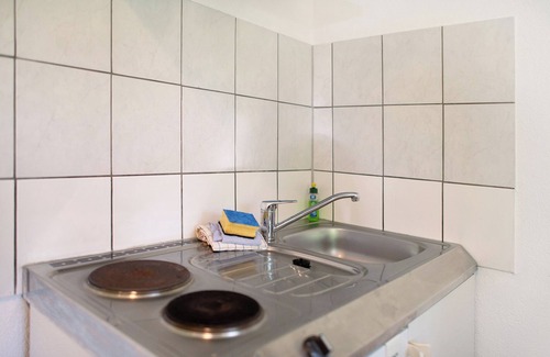 Feldberger Seenlandschaft Apartment | Apartment 'Appartement 2' with Shared Terrace and Wi-Fi