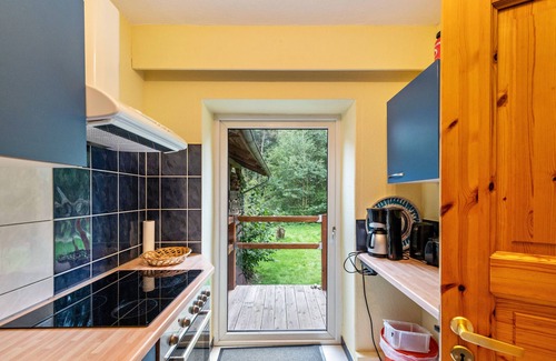 Feldberger Seenlandschaft Apartment | Apartment 'Ferienwohnung Karpfen' with Wi-Fi