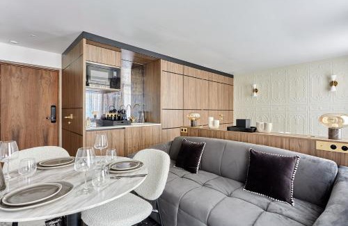 Paris City Center Apartment | Apart hotel Louvre museum by Studio prestige