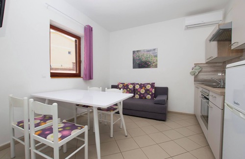 Sibinj Krmpotski Apartment | Apartments Adriana (120091-A2) - Klenovica (Novi Vinodolski)