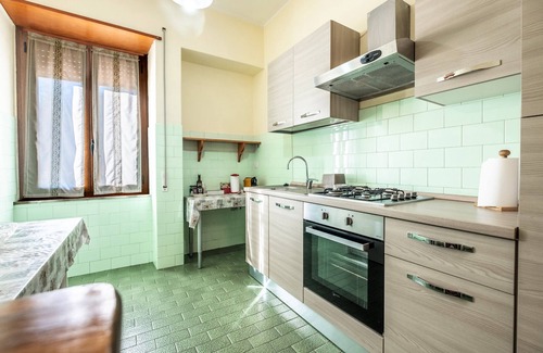 San Giovanni delle Contee Apartment | Apartment 'Appartamento Casa Rita' with Balcony and Wi-Fi