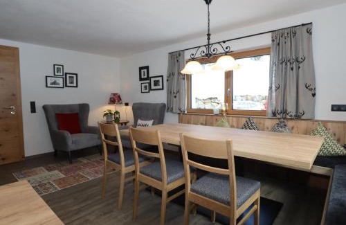 Pettneu am Arlberg House | Apart Loisa