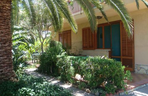 Cefalu Apartment | Apart Sea View Garden Beach Villa