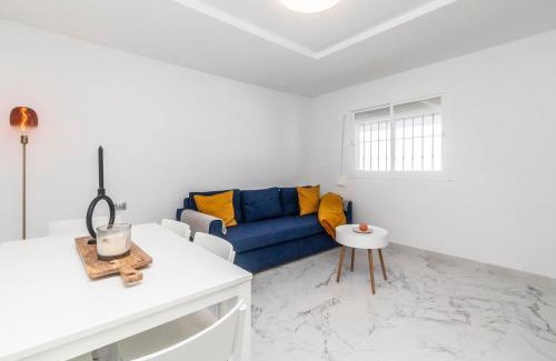 Pueblo Nuevo Apartment | Apartamento Sotogrande