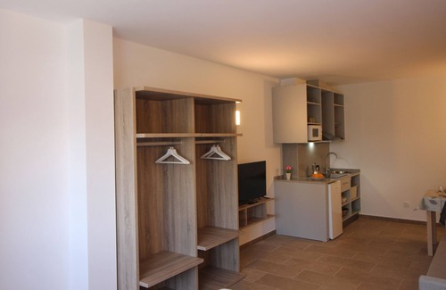 Santiago de Compostela Resort | Apartamentos Pontepedriña by Bossh