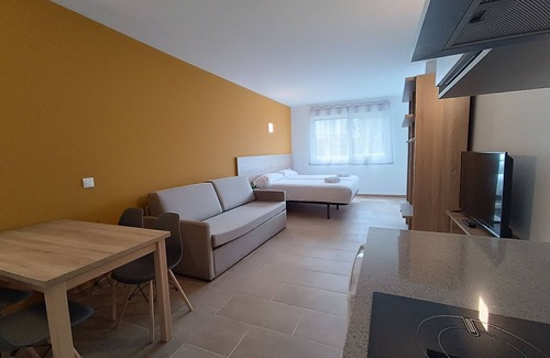 Santiago de Compostela Resort | Apartamentos Pontepedriña by Bossh