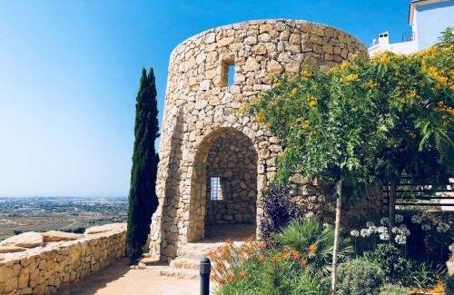 Hoya de los Patos Apartment | Apartament El Castillo De Bonalba