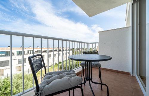 Costa Dorada Apartment | Apartament Esmeralda