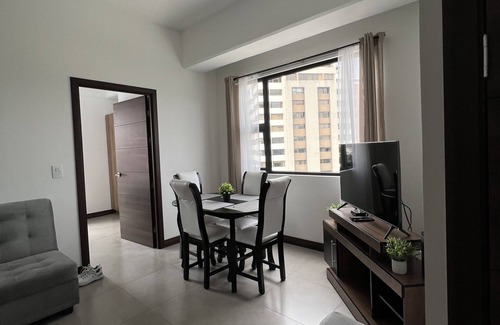 Colonia Bella Aurora Apartment | Apartamento con la Mejor Vista de Guatemala