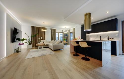 Katowice Apartment | Apartament Heaven 80 m2-Ceglana Park 2 luksusowe sypialnie i parking