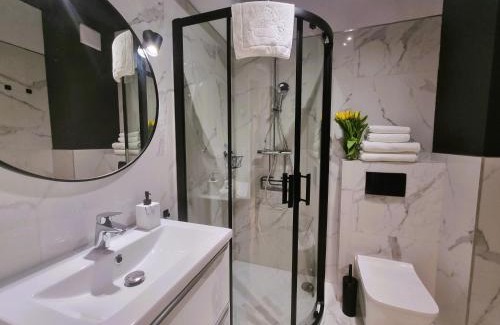 Uniescie Apartment | Apartament Szmaragdowa 21 Przy Plaży - SALA ZABAW, SIŁOWNIA - 365PAM