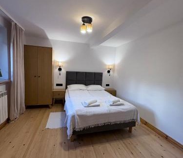 Ustrzyki Dolne Apartment | Apartament w Bieszczadach - Willa Stasia