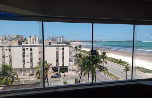 Prado Apartment | Apartamento à beira-mar bem ventilado e saída para as praias do sul