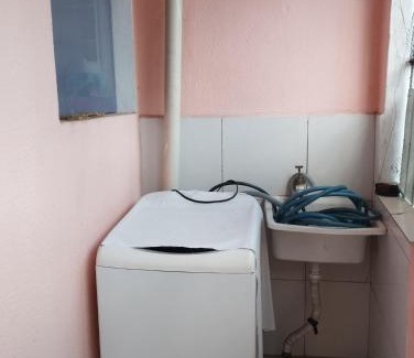 Zona Norte Apartment | Apartamento 01 Jardim Peri Quarto Cozinha Banheiro
