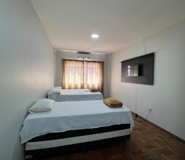 Patos de Minas Apartment | Apartamento 109 - Suíte econômica com ar condicionado
