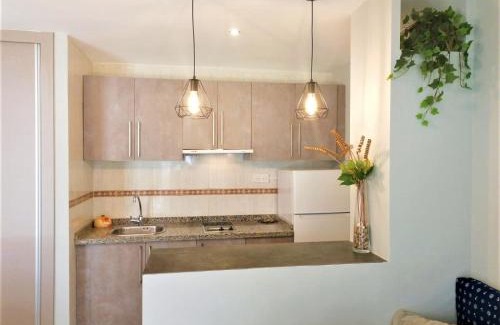 Carihuela Apartment | Apartamento 19 Eurosol a 200 metros Carihuela