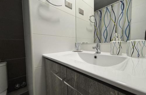 Downtown Santiago Apartment | Apartamento 2 Habitaciones, Estacionamiento, aire acondicionado, Wifi, Lavandería, Piscina