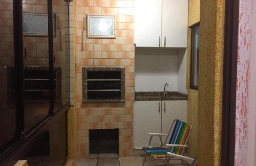 Laguna Apartment | APARTAMENTO 3 DORM., O QUINTAL É A PRAIA E MOLHES