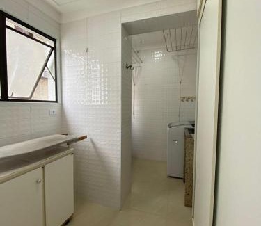 Pitangueiras Apartment | Apartamento 3 quartos ( área nobre) - 5 minutos da praia das pitangueiras