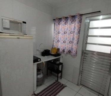 Furnas Apartment | Apartamento 6 no Tremembé quarto cozinha banheiro