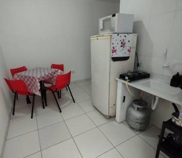 Furnas Apartment | Apartamento 6 no Tremembé quarto cozinha banheiro