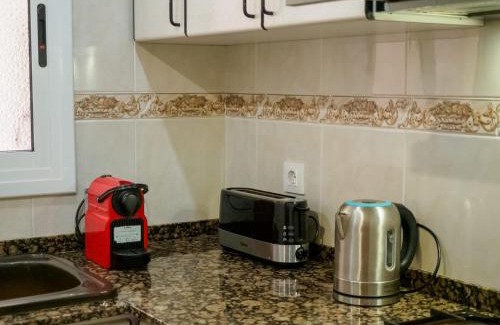Sant Adria de Besos Apartment | Apartamento al lado Del Mar