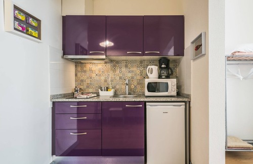 Ramalde Apartment | Apartamento A Francos Purple Room
