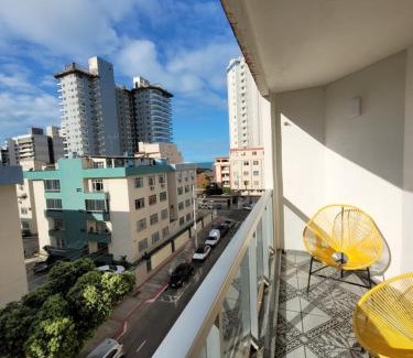 Itapua Apartment | Apartamento a uma quadra do mar - Bairro Itapuã