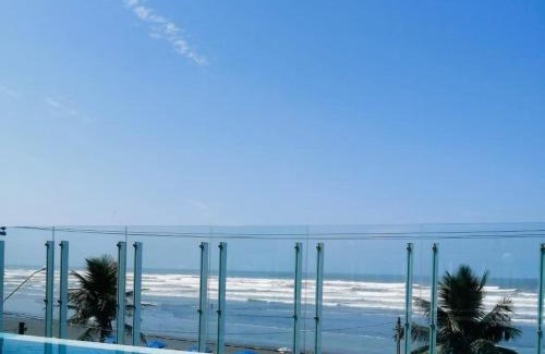 Praia dos Sonhos Apartment | Apartamento, ampla sacada com vista para o mar!