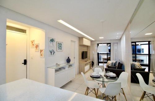Caminho das Arvores Apartment | Apartamento ao lado do Shopping Salvador, piscina, academia, garagem