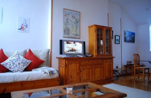 Jaca Apartment | Apartamento Aticoroel