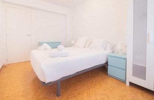 Distrito Llano Apartment | Apartamento Bécquer