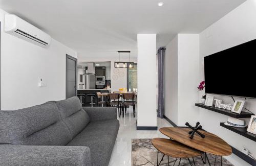 Torrevieja Apartment | Apartamento Baltico, 50m to Los Locos Beach