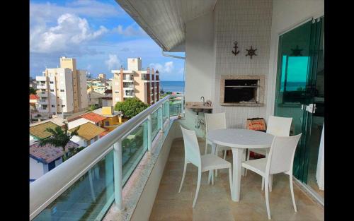 Governador Celso Ramos Apartment | Apartamento Cobertura PALMAS DO ARVOREDO para 7 pessoas a 250m do mar com terraço e vista maravilhosa