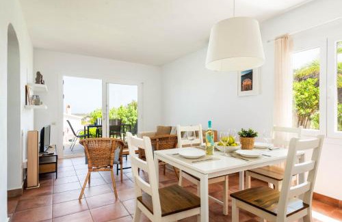 Arenal d'en Castell Apartment | Apartamento Can Harmonia - Arenal den Castell