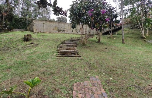 La Calera Apartment | Apartamento Campestre: Estudio, Wifi, Agua Caliente, Calefacción, Cerca de Todo